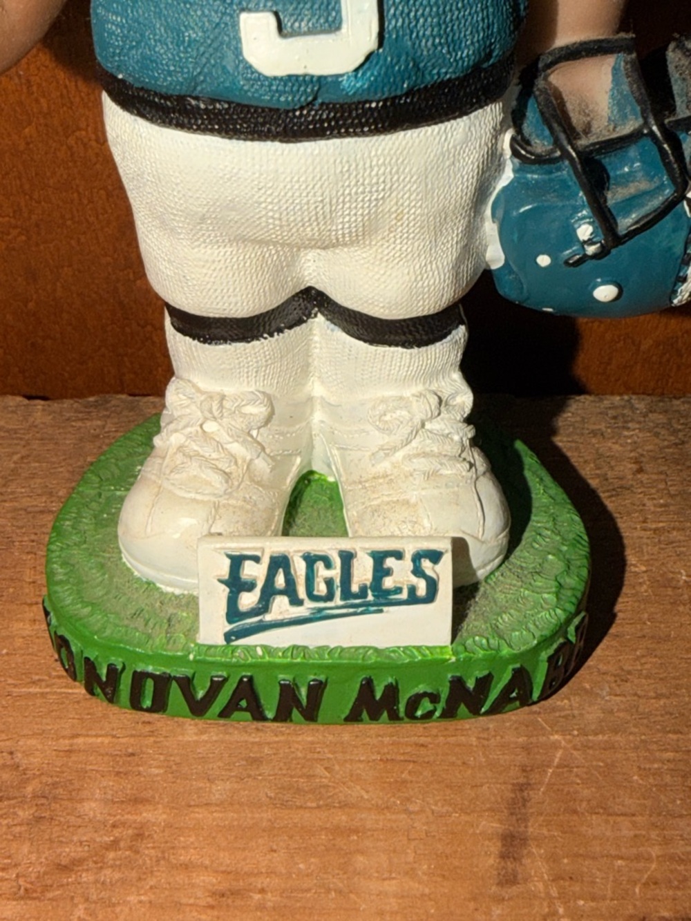 Philadelphia Eagles Donovan McNabb Bobblehead NFL Quarterback Statue - Picture 6 of 10